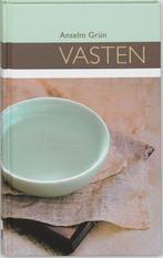 Vasten 9789025955311 Anselm Grün, Boeken, Esoterie en Spiritualiteit, Verzenden, Zo goed als nieuw, Anselm Grün