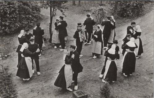 HELLENDOORN - Folkl. Dansgroep Hellendoorn, Verzamelen, Ansichtkaarten | Nederland, Verzenden