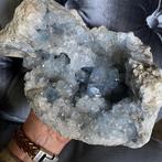 Celestien geode Kristalcluster - Hoogte: 21 cm - Breedte: 16, Verzamelen