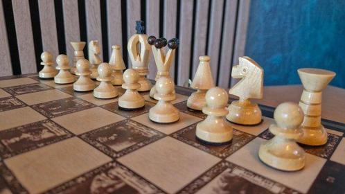 Schaakspel - Handcrafted Polish Royalty - Hout, metaal,, Antiek en Kunst, Curiosa en Brocante