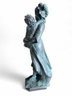 sculptuur, For garden - Loving mother with child -16.5Kg -