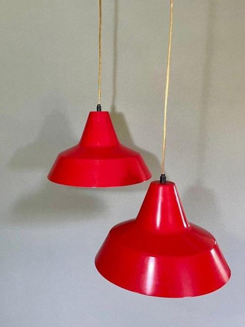 Nordisk Solar - Hangende plafondlamp (2) - 41085 - Metaal, Antiek en Kunst, Antiek | Lampen