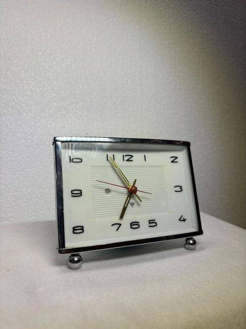 Reveil Diamond Vintage Bakelieten Tafelklok met Chromen, Antiek en Kunst, Curiosa en Brocante