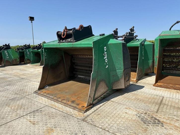 Cobra L3-180 Zeefbak – 25mm – 25-40 ton – Bouwjaar 2023, Zakelijke goederen, Machines en Bouw | Kranen en Graafmachines