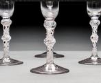 Wijnglas (6) - Opaque Twist Stem WIjnglazen c1765 - Glas -