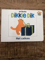 Dikkie Dik - Het cadeau 9789086510757 J Boeke, Boeken, Kinderboeken | Baby's en Peuters, Gelezen, J Boeke, Verzenden
