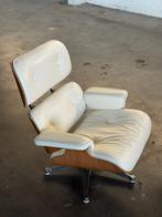 Vitra Eames Lounge Chair + Ottoman, Huis en Inrichting, Fauteuils, Ophalen of Verzenden, Zo goed als nieuw, Leer