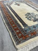 Buchara - Vloerkleed - 126 cm - 80 cm - Mirhab, Huis en Inrichting, Stoffering | Tapijten en Kleden, Nieuw
