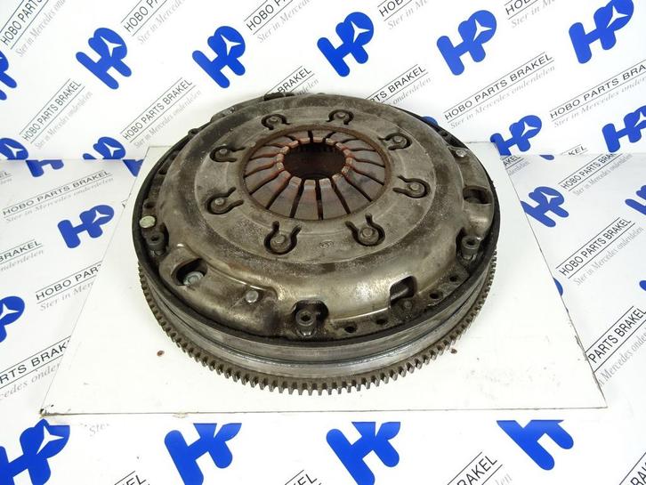 Vliegwiel set A 611 030 0405 o.a: E-klasse w210 (OM 611 961), Auto-onderdelen, Transmissie en Toebehoren, Gebruikt, 3 maanden garantie