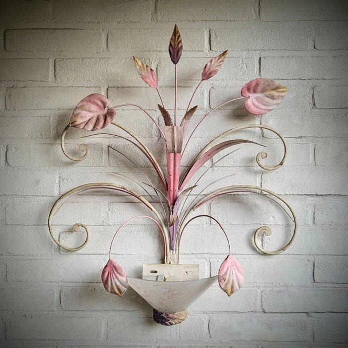Wandlamp - Smeedijzer - Roze tole wandlamp, Antiek en Kunst, Curiosa en Brocante