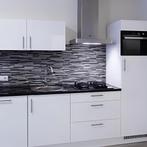 Ruime eengezinswoning met tuin, balkon, luxe badka..., 50 m² of meer, Breda