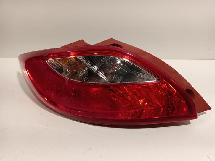 Achterlicht links buiten Mazda 2  1.5 D65151160K2442, Auto-onderdelen, Verlichting, ARN erkend, Stiba lid, Erkend duurzaam, Gebruikt