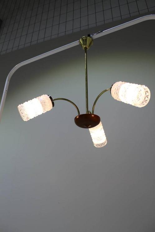 Vintage plafondlamp - 3-armig, messing, glas jaren 50/60, Huis en Inrichting, Lampen | Plafondlampen, Gebruikt, Glas, Hout, Metaal