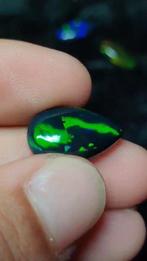 Opaal Zwart AAA+++ vuuroranje en groen - 6Ct - Lightning