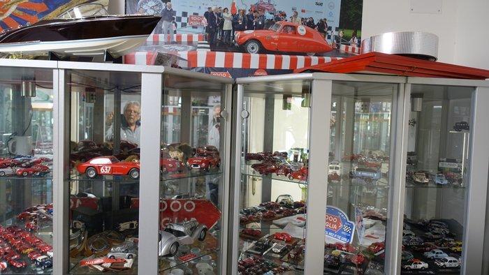 Mille Miglia Collection - 300 Modelle . 1:43 - special, Hobby en Vrije tijd, Modelauto's | 1:5 tot 1:12