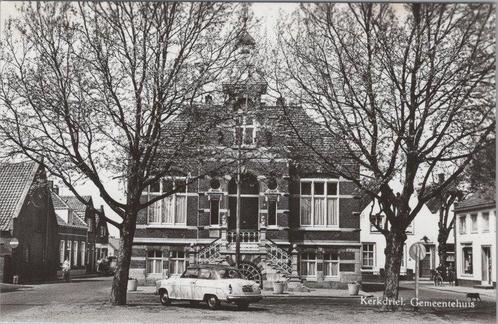 KERKDRIEL - Gemeentehuis, Verzamelen, Ansichtkaarten | Nederland, Verzenden