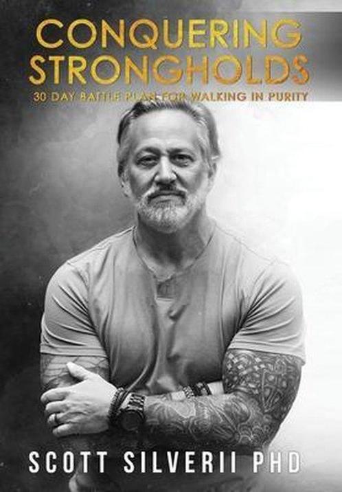Conquering Strongholds- Conquering Strongholds 9781951129590, Boeken, Overige Boeken, Zo goed als nieuw, Verzenden