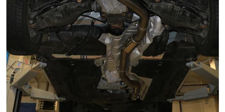 FOX BMW F20/F21 - 120d voordemper, Auto-onderdelen, Uitlaatsystemen, Nieuw, Verzenden