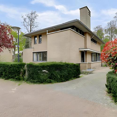 Ruime Villa met Tuin in Rijswijk gevonden in Rijswijk, Huizen en Kamers, Huizen te huur, Direct bij eigenaar