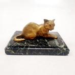 Émile BOURCART (1827- 1900) - sculptuur, Chat couché, Antiek en Kunst