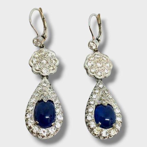 Hangoorbellen - 14 karaat Witgoud, Vintage blauwe saffier, Sieraden, Tassen en Uiterlijk, Antieke sieraden