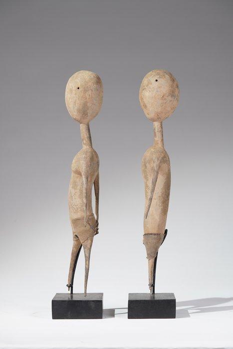 Een houten beeldhouwwerk - Prampram - Ghana (Zonder, Antiek en Kunst, Kunst | Niet-Westerse kunst