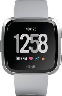 Fitbit Versa 34 mm aluminium zilver met siliconen armband, Telecommunicatie, Overige Telecommunicatie, Gebruikt, Verzenden