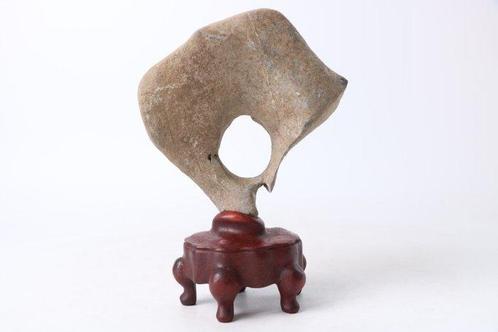 Natuurlijke sierstenen met abstracte vormen (Suiseki)  -, Antiek en Kunst, Antiek | Overige Antiek
