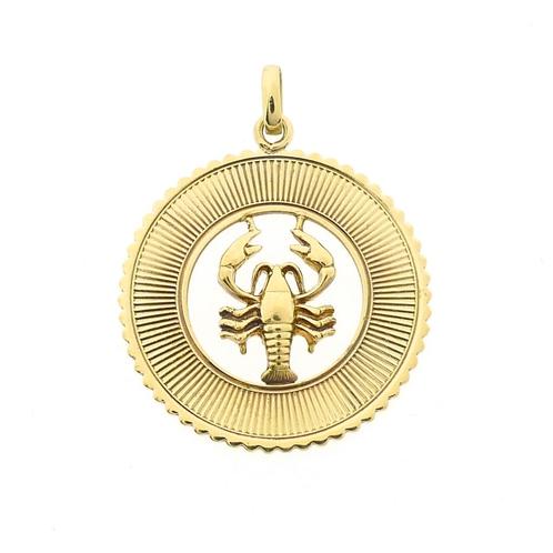 Gouden sterrenbeeld hanger; Kreeft (krab, geelgoud), Sieraden, Tassen en Uiterlijk, Bedels, Gebruikt, Overige merken, Goud, Ophalen of Verzenden