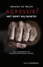 Agressie Het doet mij niets 9789024400638, Boeken, Zo goed als nieuw