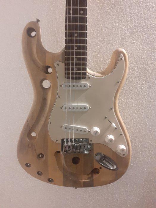 SX - Custom Hand Made - - Elektrische gitaar (Zonder, Muziek en Instrumenten, Snaarinstrumenten | Gitaren | Akoestisch