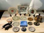 Themacollectie - Set van 16 vintage asbakken – keramiek,, Antiek en Kunst, Antiek | Speelgoed