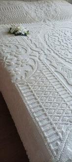 Pure verfijning en elegantie - Loom quilt, in puur katoen