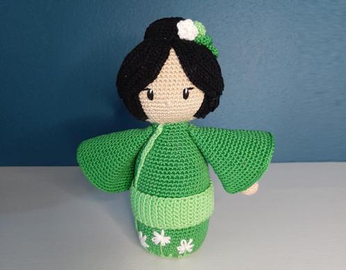 Haakpakket byClaire Kokeshi Midori - Groen, Hobby en Vrije tijd, Breien en Haken, Breien of Haken, Nieuw, Wol of Garen, Ophalen of Verzenden