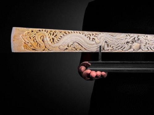 NUL VERKOOPPRIJS - Grote uitgesneden zwaardvisrostrum -, Antiek en Kunst, Kunst | Designobjecten