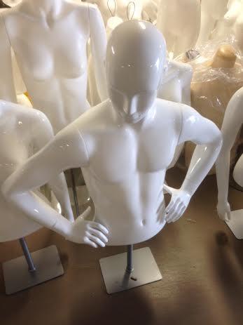 *TIP*  Heren torso's high glossy white met armen en, Zakelijke goederen, Kantoor en Winkelinrichting | Winkel en Inventaris, Ophalen of Verzenden