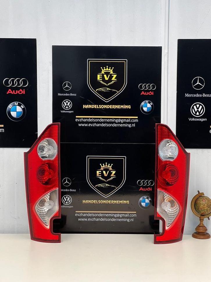 Renault Kangoo achterlicht set rechts en links bj.2010, Auto-onderdelen, Verlichting, Gebruikt, Renault