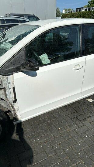 UP Deur portier linksvoor wit LB9A, Auto-onderdelen, Carrosserie en Plaatwerk, Verzenden