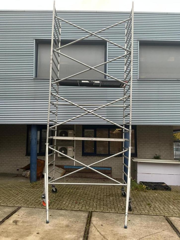 Online veiling: Skyworks/Altrex, Rolsteiger, Zakelijke goederen, Machines en Bouw | Liften, Steigers en Ladders