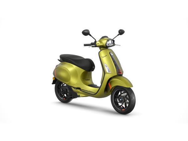 Veiling - Vespa Sprint S Elettrica  Verde Ambizioso Opaco NI, Fietsen en Brommers, Scooters | Vespa