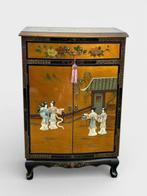 Tafel - Hout - Japans gelakt houten meubel