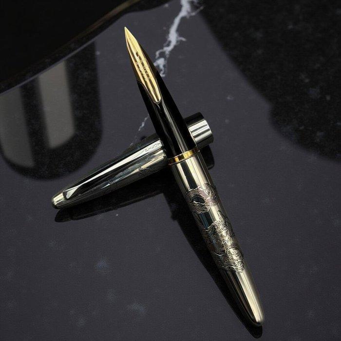 Pilot - Pilot Custom Sterling Silver – Grabado “Dragón” -, Verzamelen, Pennenverzamelingen