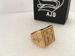 AJS drievoudige kruisring, hypoallergeen chirurgisch staal +