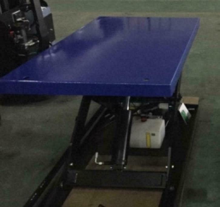 Heftafel 130 x 80 cm 1000 kg 19 tot 104 cm hoog, Zakelijke goederen, Machines en Bouw | Heftrucks en Intern transport, Elektrisch