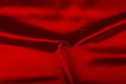 15 meter rood satijn stof op=op!!!, Hobby en Vrije tijd, Stoffen en Lappen, 120 cm of meer, 200 cm of meer, Rood, Nieuw, Satijn of Zijde