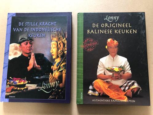 2 Kookboeken Indonesië - Traditionele Gerechten Achtergrond, Boeken, Kookboeken, Zo goed als nieuw, Azië en Oosters, Ophalen of Verzenden