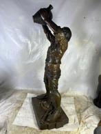 Anonyme - sculptuur, Basque buveur de Porones - 76 cm -, Antiek en Kunst