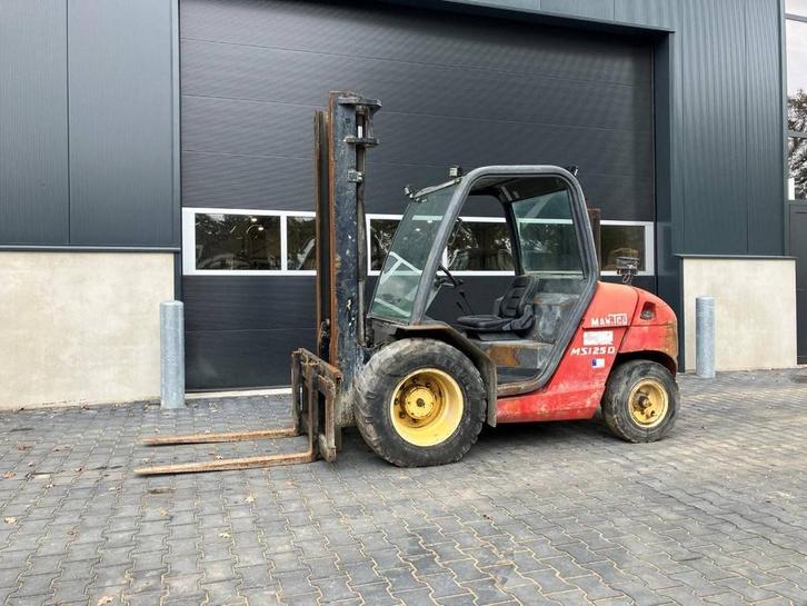 Veiling: Ruw-terreinheftruck Manitou MS125D Diesel 2500kg 3., Zakelijke goederen, Machines en Bouw | Heftrucks en Intern transport