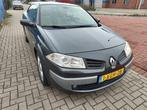 Renault Mégane 1.6 16V 82KW Cabrio AUT 2008 Grijs, Auto's, Open dak, Cabriolet, Nieuw, Zilver of Grijs