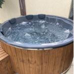 Hottub Houtgestookt of Elektrisch | Hoogwaardige Acrylkuip, Tuin en Terras, Bubbelbaden en Hottubs, Verzenden, Nieuw, Pomp, Vast